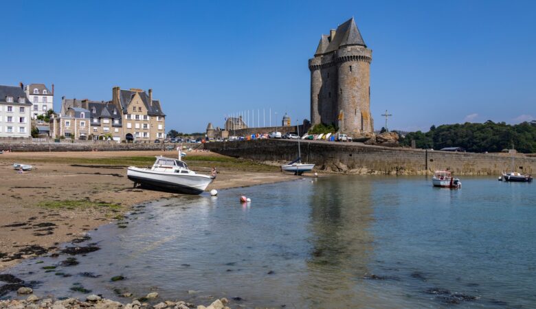 mythes cote d'émeraude